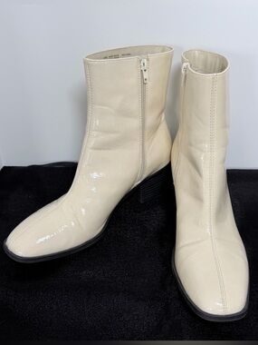 Worthington Women’s Noya Ankle Boots Cream Block Heels Sz 9.5